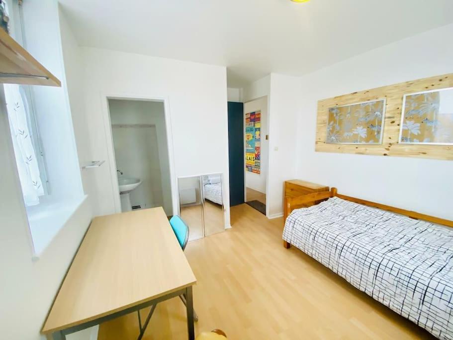Appartement Renove Et Lumineux. カレー エクステリア 写真